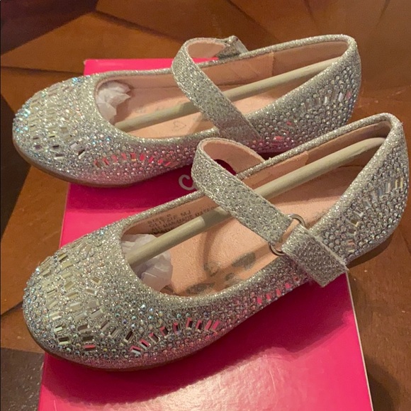 Silver Glitz Toddler Dress Shoes SZ 6 - Picture 3 of 8